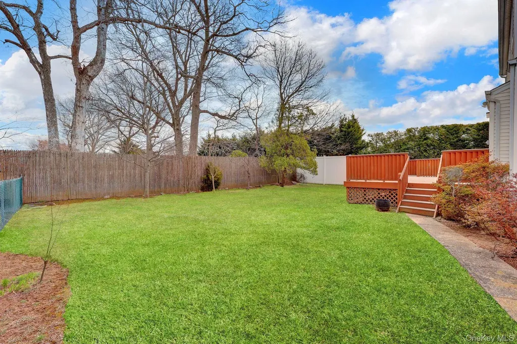 2 Jackson Avenue Massapequa Park NY 11762