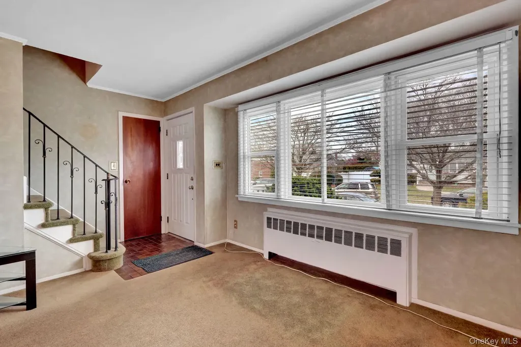 2 Jackson Avenue Massapequa Park NY 11762