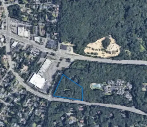 684 Old Country Road Huntington Station NY 11746