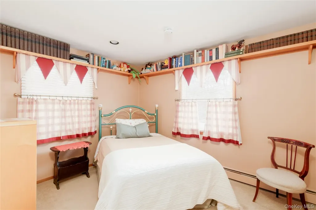 3 Chimney Court Brookhaven NY 11719