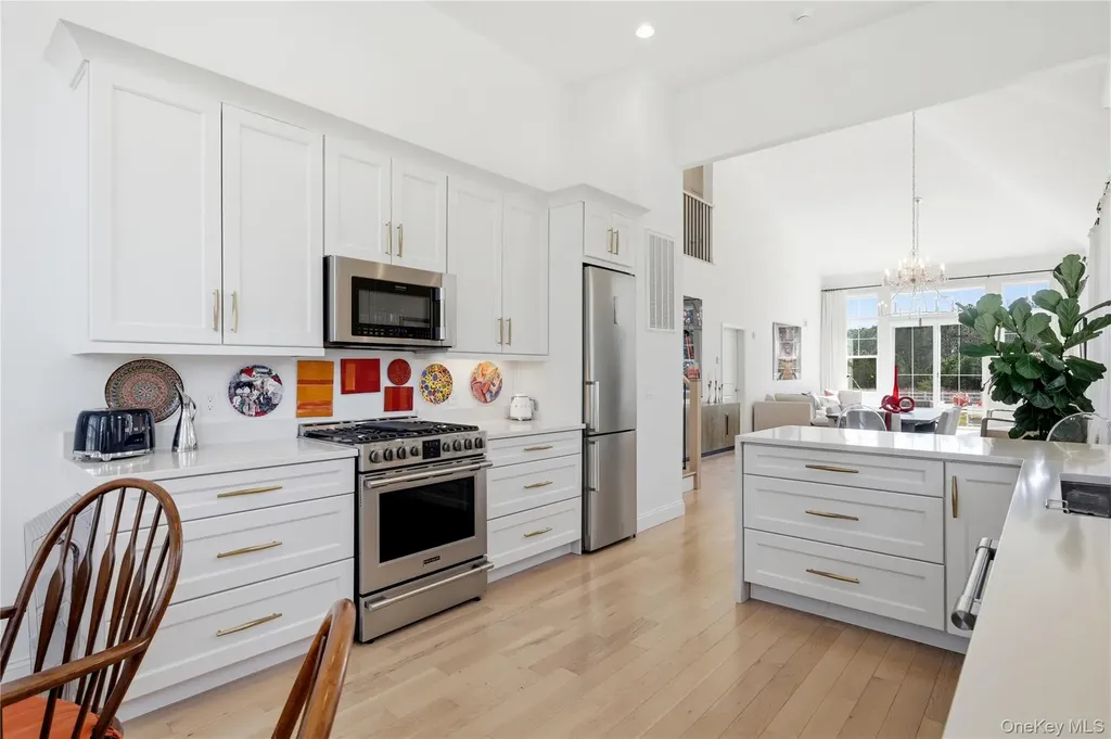 214 Belmont Circle Yaphank NY 11980