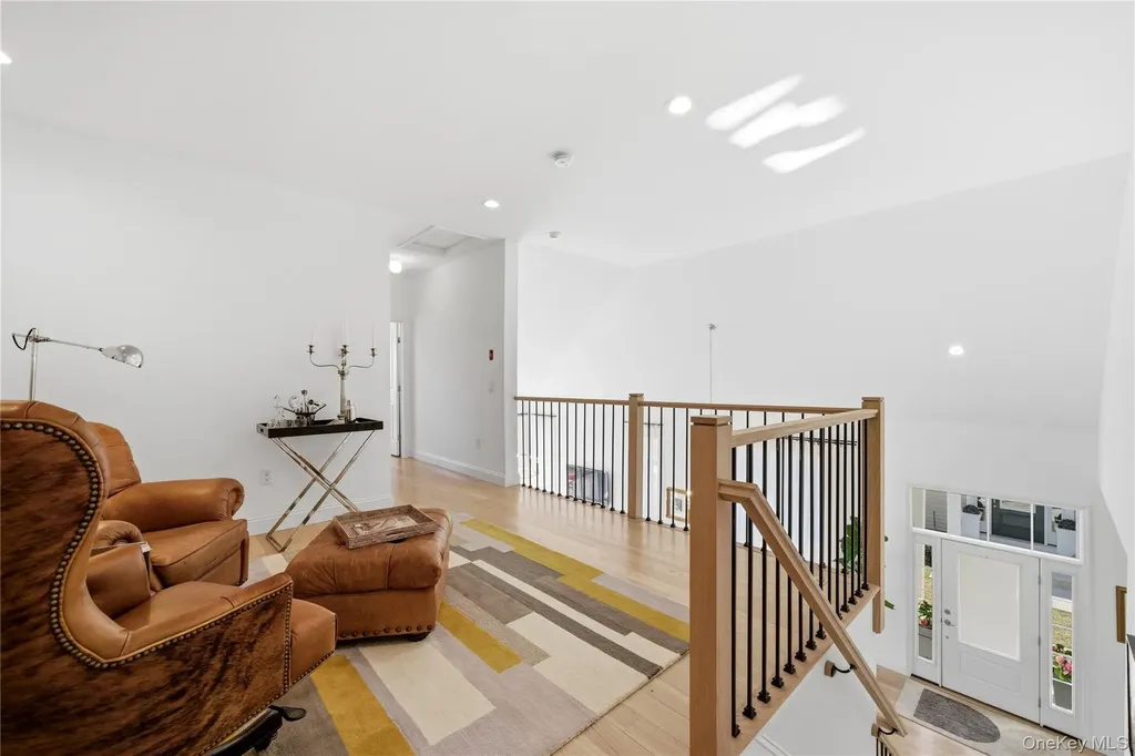 214 Belmont Circle Yaphank NY 11980