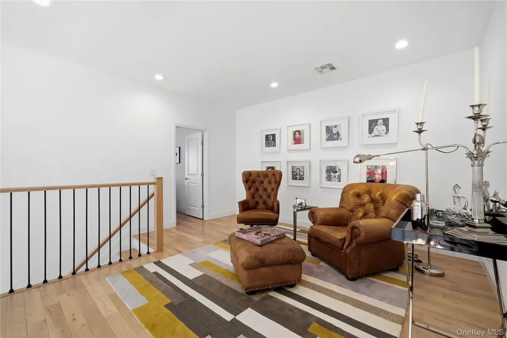 214 Belmont Circle Yaphank NY 11980