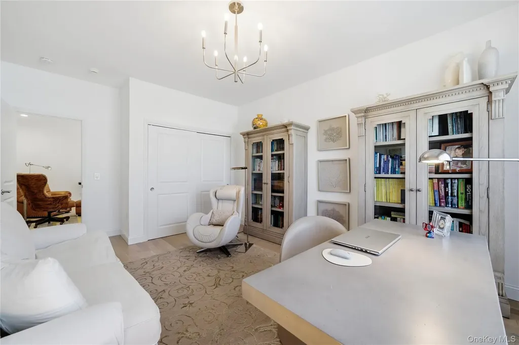 214 Belmont Circle Yaphank NY 11980