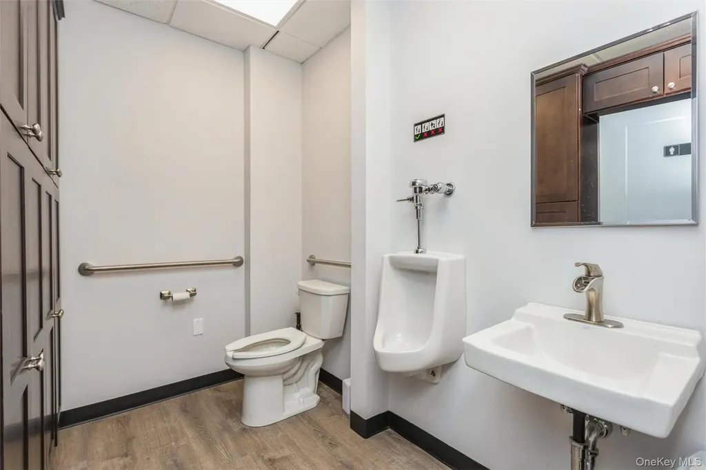 1995 Route 6 Carmel NY 10512