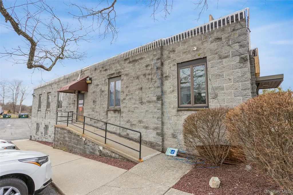 1995 Route 6 Carmel NY 10512