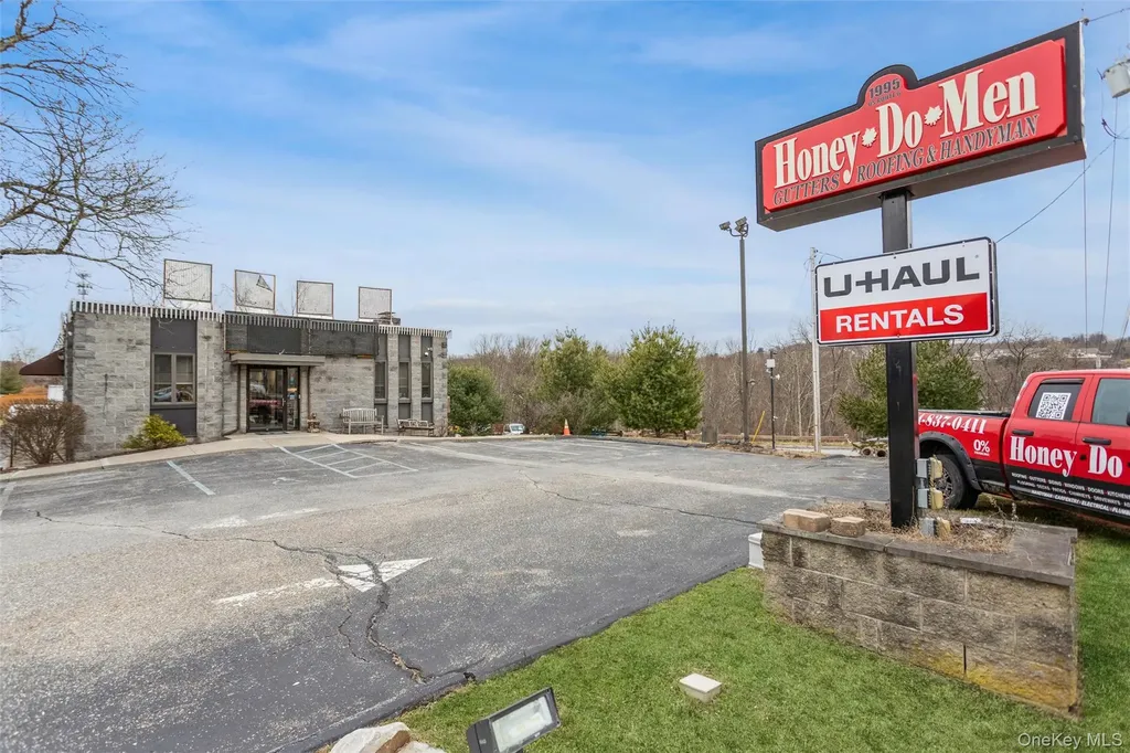 1995 Route 6 Carmel NY 10512