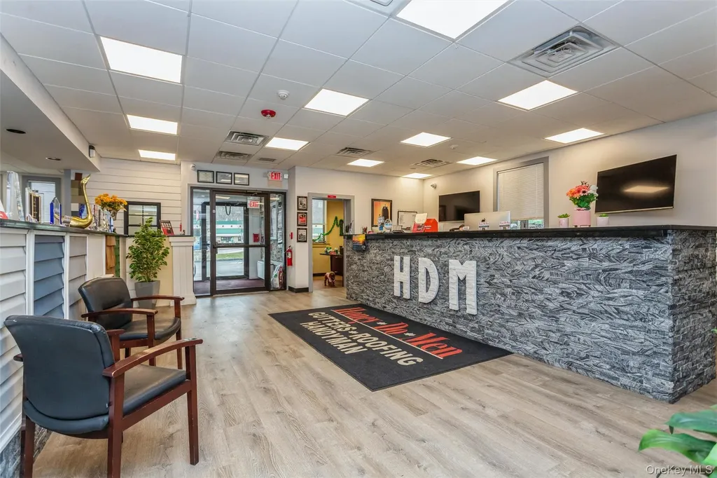 1995 Route 6 Carmel NY 10512