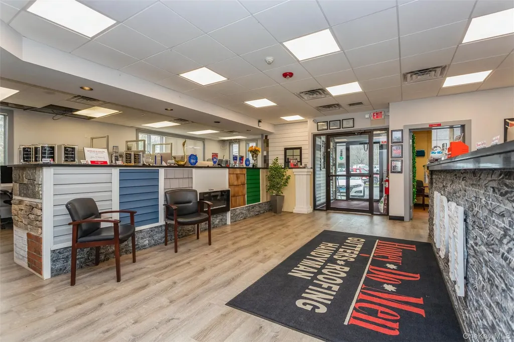 1995 Route 6 Carmel NY 10512