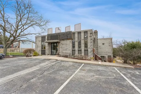 1995 Route 6 Carmel NY 10512