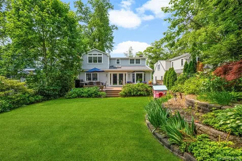 42 Iselin Terrace Larchmont NY 10538