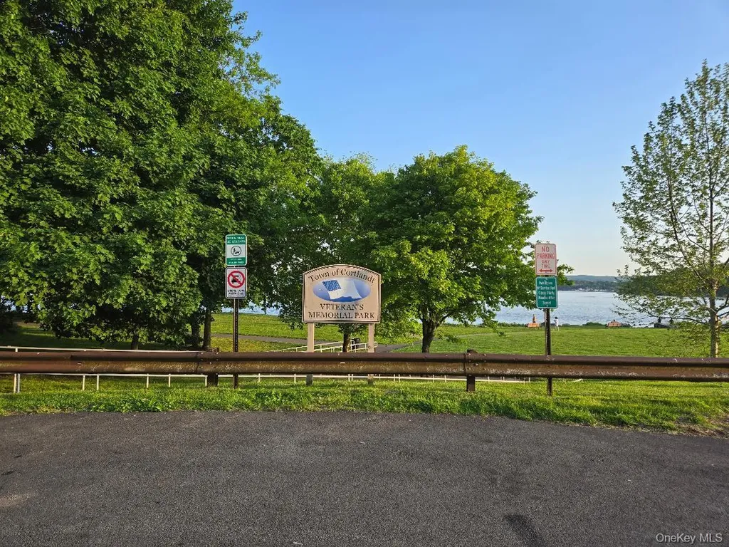 139 8th Street Verplanck NY 10596
