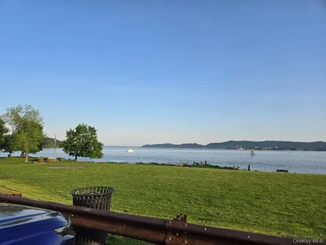 139 8th Street Verplanck NY 10596