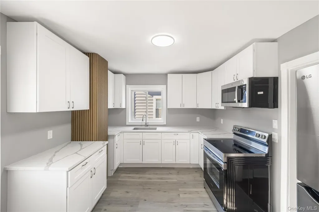 96 Creek Road Poughkeepsie NY 12601