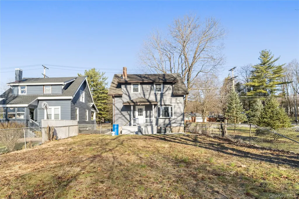 96 Creek Road Poughkeepsie NY 12601
