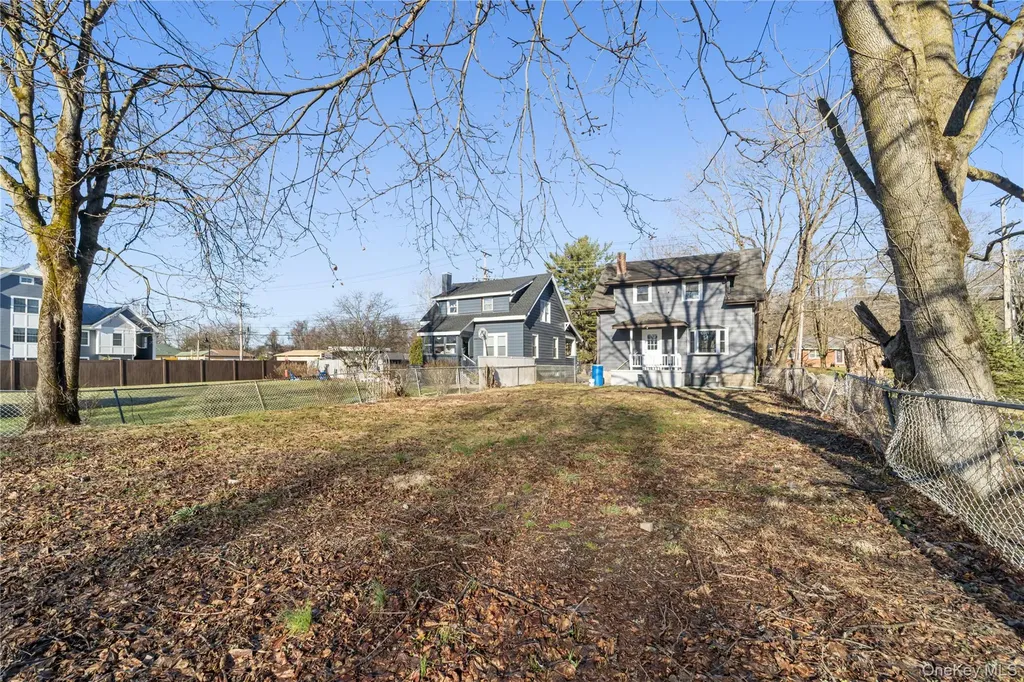 96 Creek Road Poughkeepsie NY 12601
