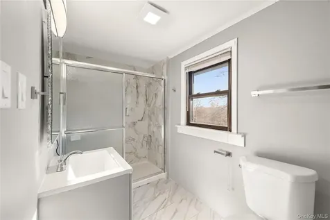 96 Creek Road Poughkeepsie NY 12601