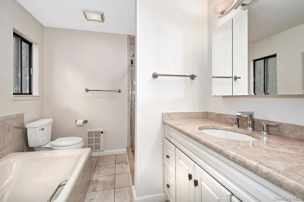 10 Bisbee Lane South Salem NY 10590