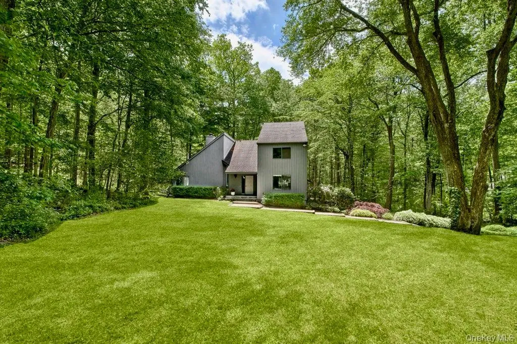10 Bisbee Lane South Salem NY 10590