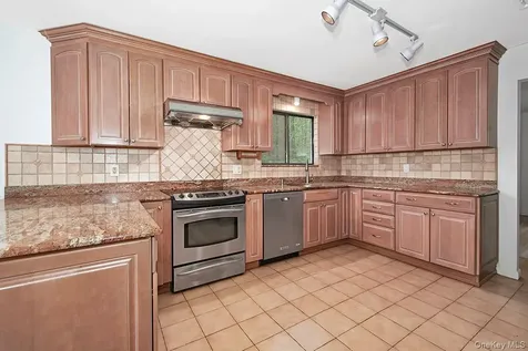 10 Bisbee Lane South Salem NY 10590