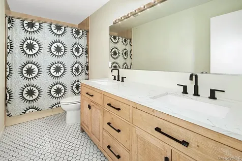 10 Bisbee Lane South Salem NY 10590