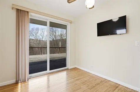 59 Brook Street Mahopac NY 10541