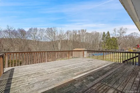 59 Brook Street Mahopac NY 10541