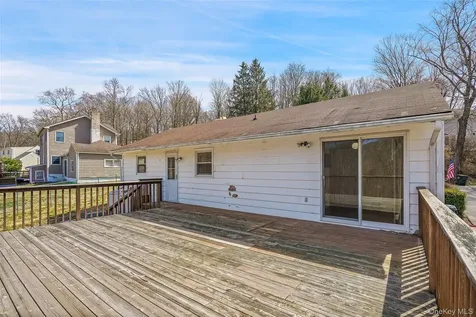 59 Brook Street Mahopac NY 10541