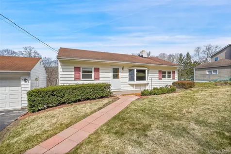 59 Brook Street Mahopac NY 10541