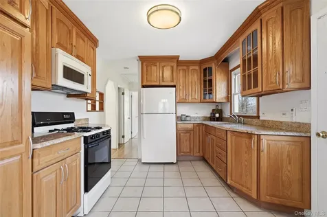 59 Brook Street Mahopac NY 10541