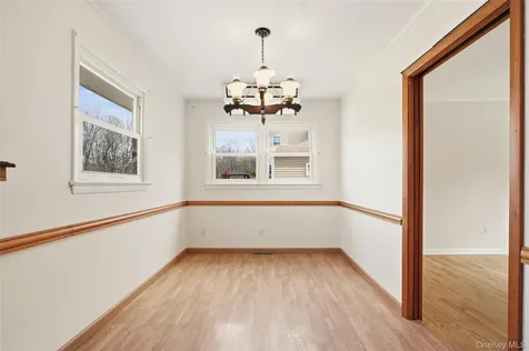 59 Brook Street Mahopac NY 10541