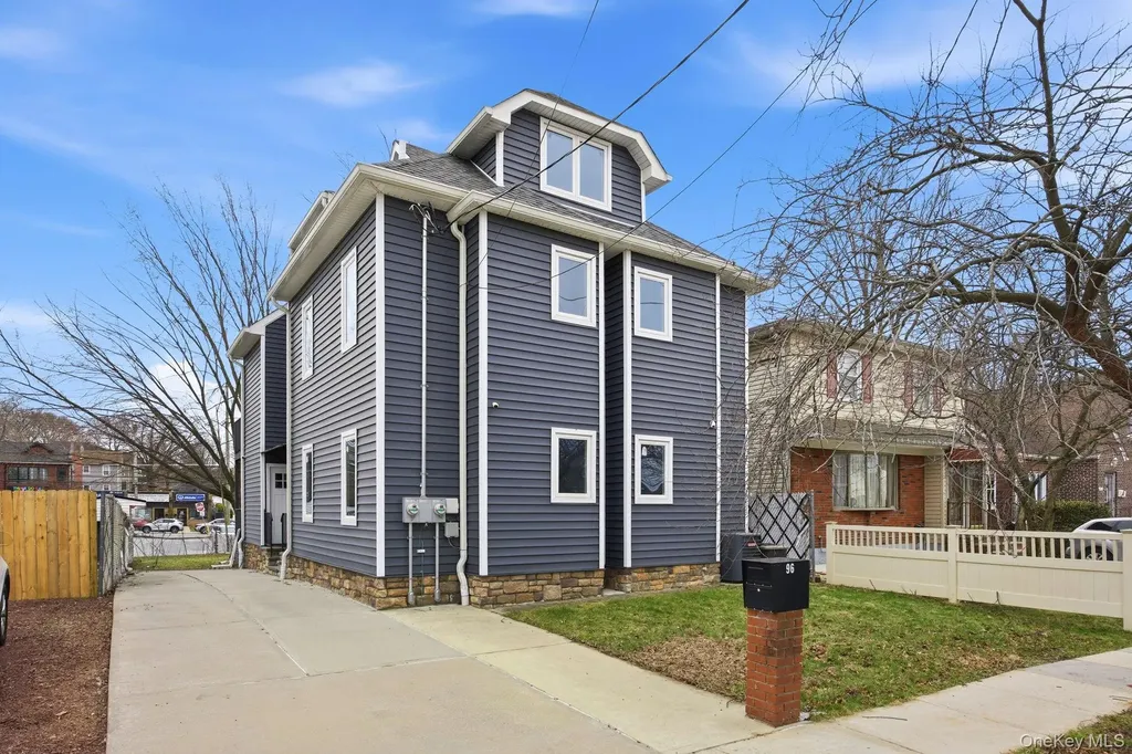 96 Coale Staten Island NY 10314