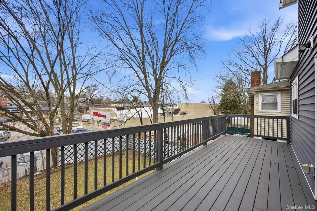 96 Coale Staten Island NY 10314