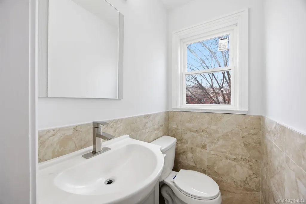 96 Coale Staten Island NY 10314