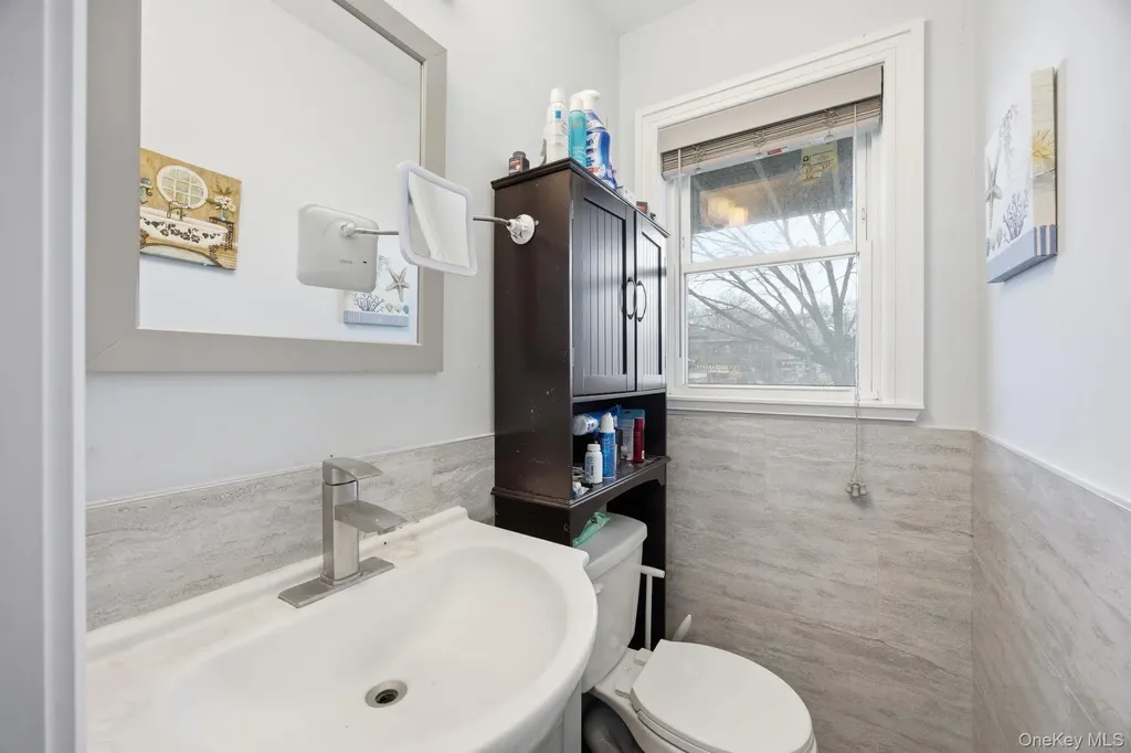 96 Coale Staten Island NY 10314