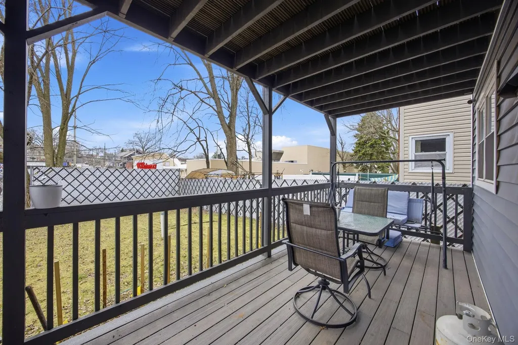 96 Coale Staten Island NY 10314