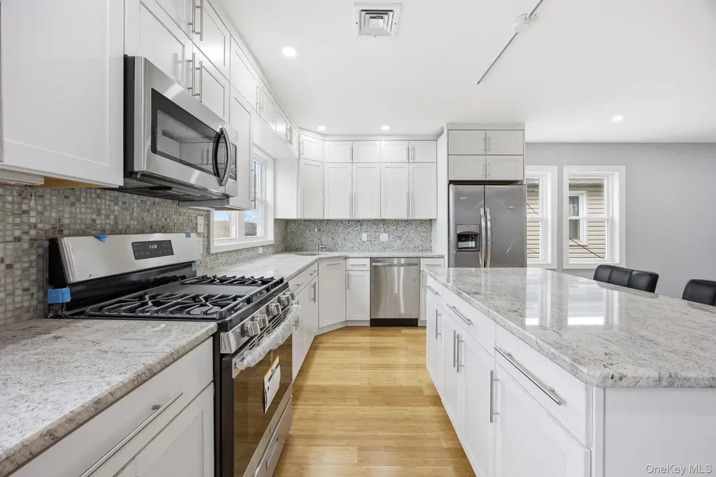 96 Coale Staten Island NY 10314