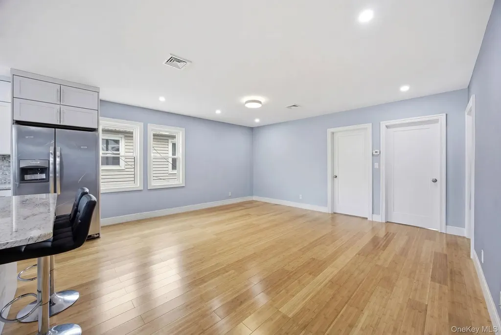 96 Coale Staten Island NY 10314