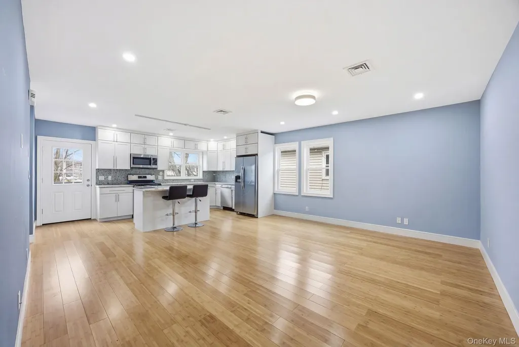 96 Coale Staten Island NY 10314