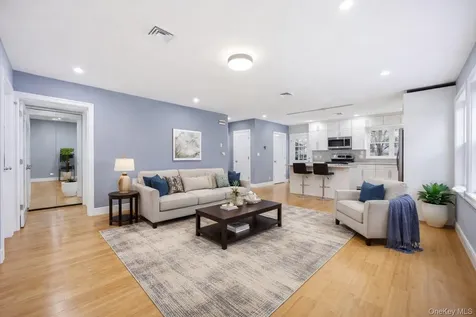 96 Coale Staten Island NY 10314
