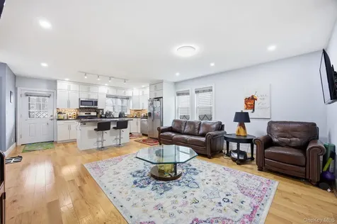 96 Coale Staten Island NY 10314