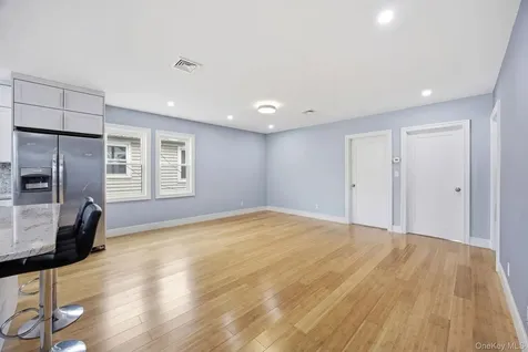 96 Coale Staten Island NY 10314