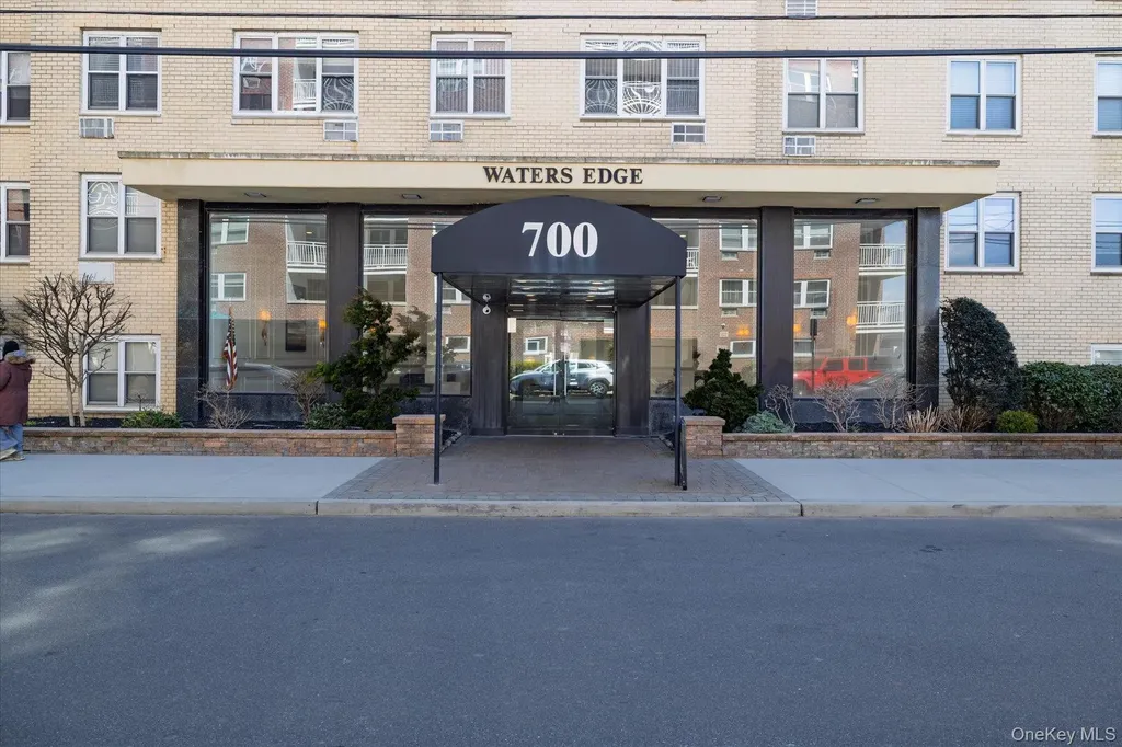 700 Shore Road Long Beach NY 11561