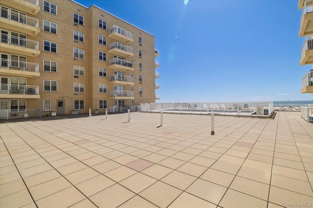 700 Shore Road Long Beach NY 11561
