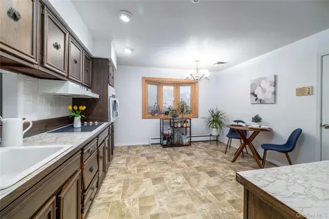 29 Donna Lane Lido Beach NY 11561