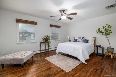 29 Donna Lane Lido Beach NY 11561