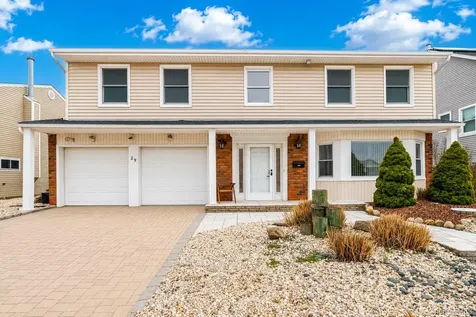29 Donna Lane Lido Beach NY 11561