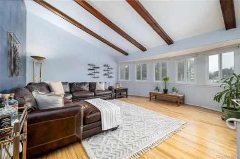 29 Donna Lane Lido Beach NY 11561