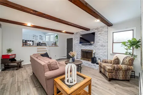 29 Donna Lane Lido Beach NY 11561
