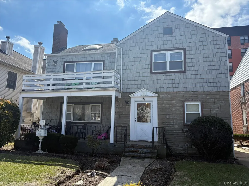 344 E Penn Street Long Beach NY 11561
